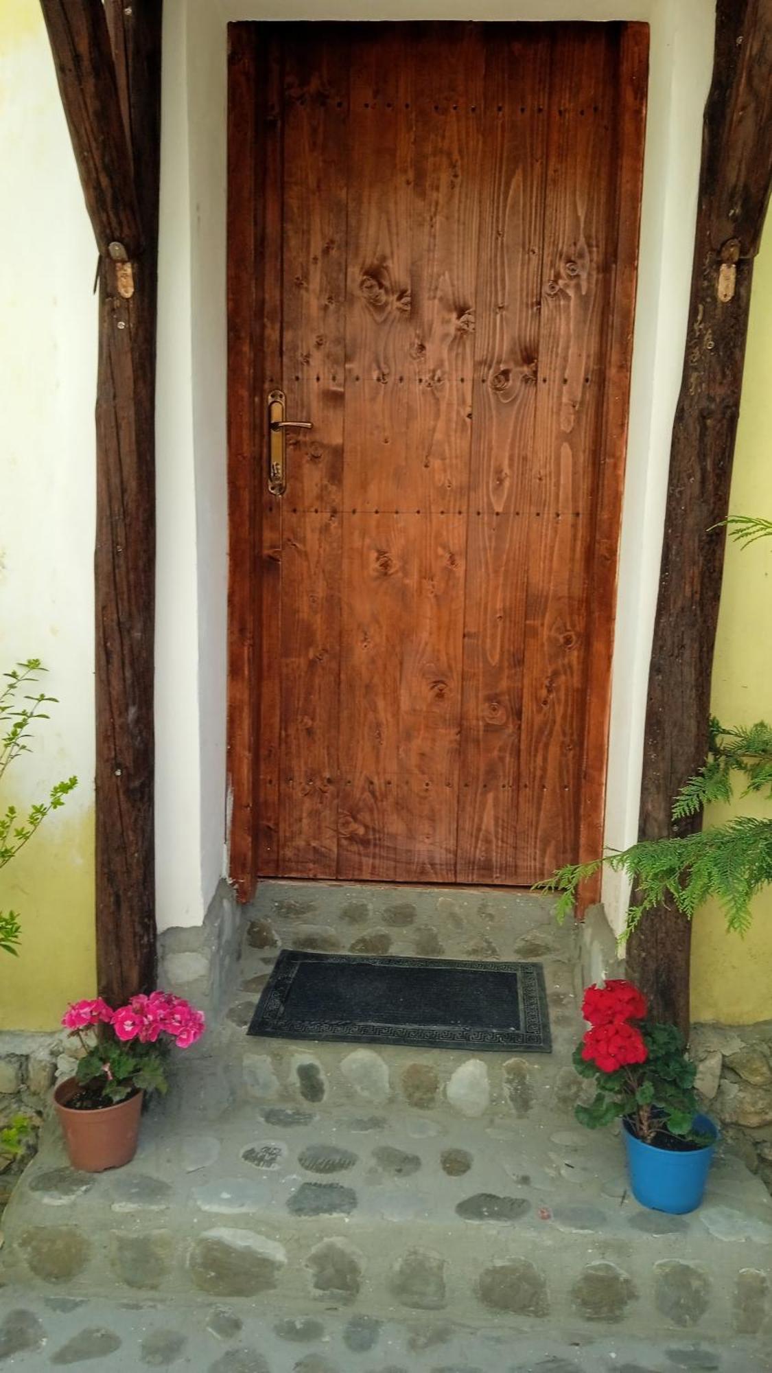 Karafil Guesthouse Gjirokastër Exterior foto