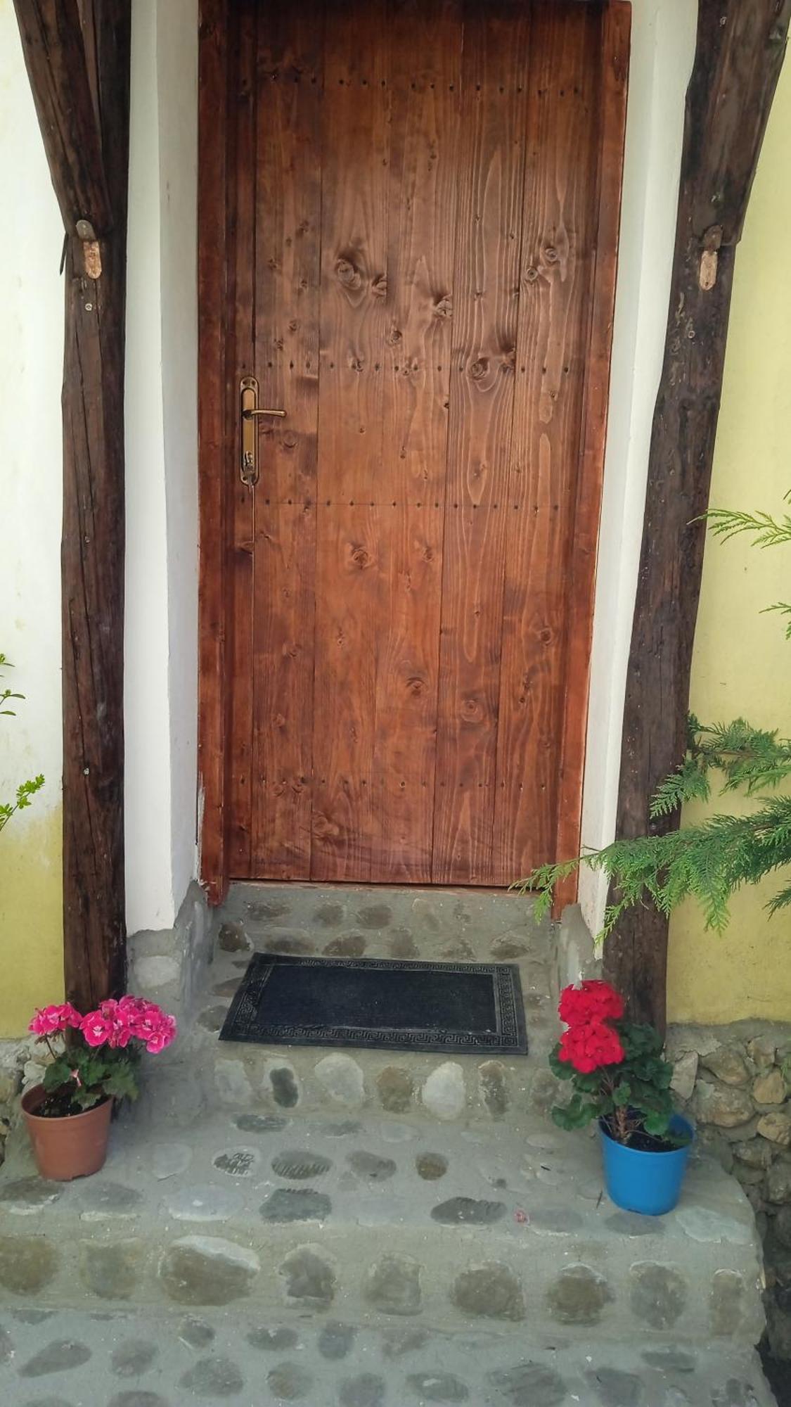 Karafil Guesthouse Gjirokastër Exterior foto